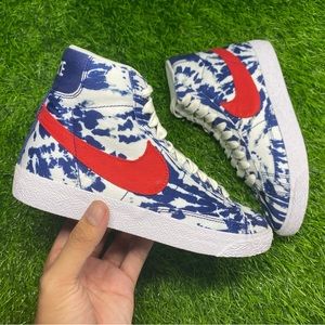 NEW Nike Blazer Mid “Tie Dye” Size 5.5 Women’s
